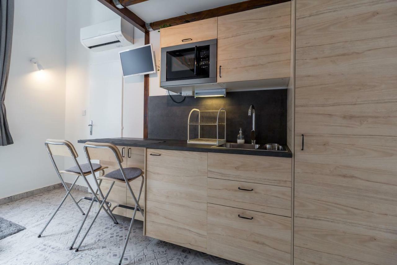 Flexible Selfcheckins 13 & 14 - Le Petit & Le Grand Zagreb - Centre - New - Apartments Repinc Exterior foto
