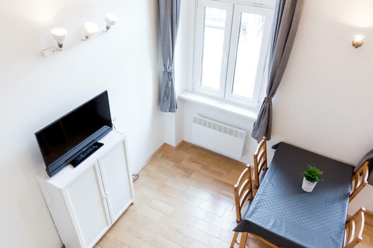 Flexible Selfcheckins 13 & 14 - Le Petit & Le Grand Zagreb - Centre - New - Apartments Repinc Exterior foto